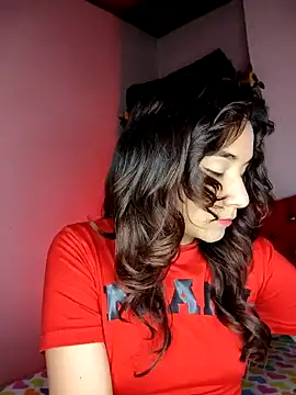 Snapshot of PoisonIvy15_ chatting on February 21, 2025, 12:49 am PoisonIvy15 online show from February 21, 2025, 12:49 am