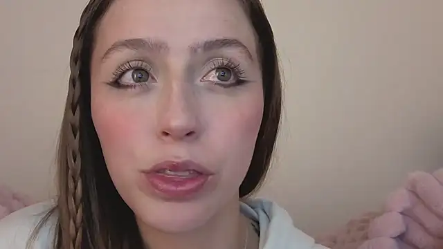 SofiaGc online show from September 10, 2025, 3:39 am