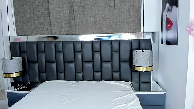 Snapshot of _cat_18 chatting on January 3, 2025, 2:19 pm  cat 18 online show from January 3, 2025, 2:19 pm
