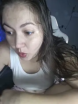 Snapshot of dani123unica chatting on March 6, 2026, 10:45 am dani123unica online show from March 6, 2026, 10:45 am