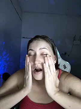 Snapshot of dani123unica chatting on April 1, 2026, 5:10 pm dani123unica online show from April 1, 2026, 5:10 pm