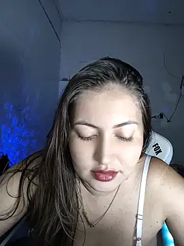 Snapshot of dani123unica chatting on April 13, 2026, 10:37 pm dani123unica online show from April 13, 2026, 10:37 pm