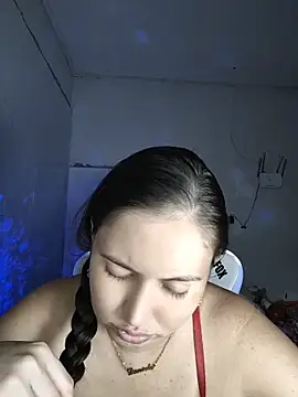 Snapshot of dani123unica chatting on April 15, 2026, 3:52 pm dani123unica online show from April 15, 2026, 3:52 pm