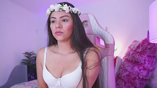 adamaria 1 online show from February 8, 2025, 5:18 pm