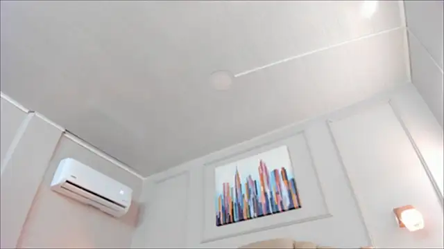 bigboobsnaughty1 online show from March 5, 2026, 10:22 am