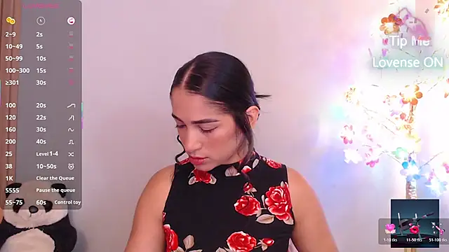 Snapshot of Thayssa_ross chatting on May 20, 2026, 2:45 pm Thayssa ross online show from May 20, 2026, 2:45 pm