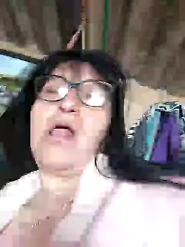 clarita 01 online show from November 21, 2025, 1:21 pm