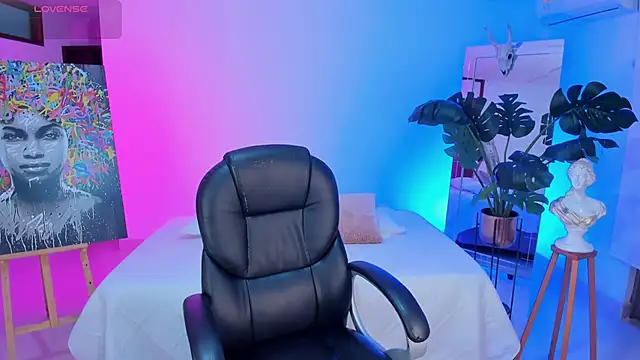 JANYLOVE   online show from February 19, 2026, 10:55 am