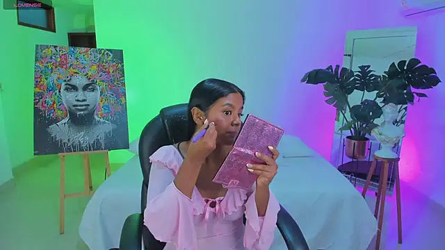 Snapshot of JANYLOVE__ chatting on April 15, 2026, 10:55 am JANYLOVE online show from April 15, 2026, 10:55 am