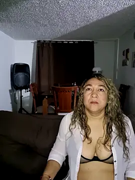 kitty 84 online show from September 29, 2025, 9:03 am