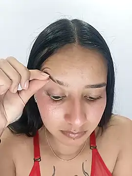 Snapshot of _vaness chatting on December 26, 2024, 4:32 am  vaness online show from December 26, 2024, 4:32 am