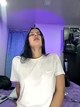 Snapshot of _vaness chatting on October 3, 2025, 5:37 am  vaness online show from October 3, 2025, 5:37 am