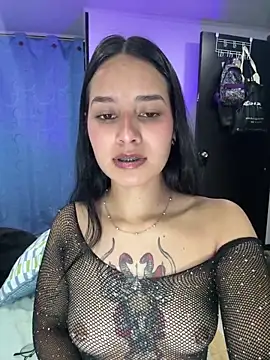 Snapshot of _vaness chatting on October 10, 2025, 5:17 am  vaness online show from October 10, 2025, 5:17 am