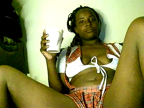 Snapshot of lavishh_linds chatting on January 1, 2025, 3:46 pm lavishh linds online show from January 1, 2025, 3:46 pm