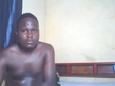 Snapshot of Dark_Queenchocolate chatting on October 24, 2025, 8:27 pm Dark Queenchocolate online show from October 24, 2025, 8:27 pm