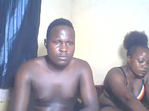 Snapshot of Dark_Queenchocolate chatting on November 22, 2025, 8:41 pm Dark Queenchocolate online show from November 22, 2025, 8:41 pm