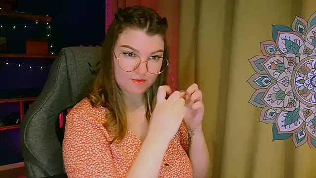 VioletteWay online show from January 18, 2026, 5:28 pm