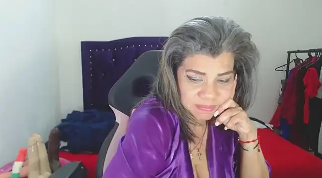 vikyadams online show from March 21, 2025, 2:18 am