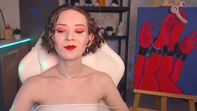 FascinatingEyess online show from January 10, 2026, 9:05 pm