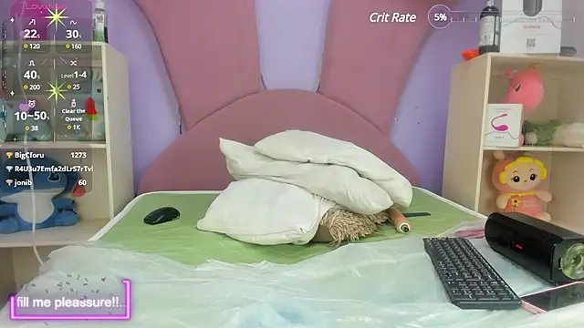 yossi peach cute online show from December 12, 2024, 11:58 pm