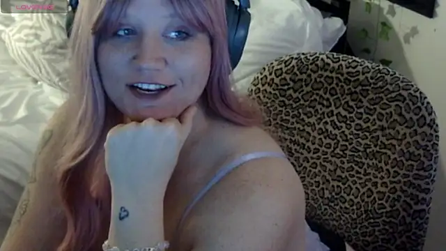 Snapshot of ziggyspice chatting on March 27, 2026, 1:55 am ziggyspice online show from March 27, 2026, 1:55 am