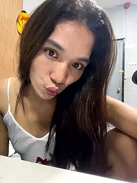 Ur dreamgurl05 online show from January 9, 2026, 3:48 pm