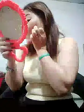 Snapshot of Rose_DiDi chatting on January 22, 2025, 3:41 am Rose DiDi online show from January 22, 2025, 3:41 am