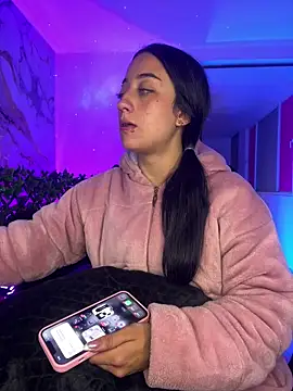 Ady 18 online show from February 17, 2026, 9:10 pm