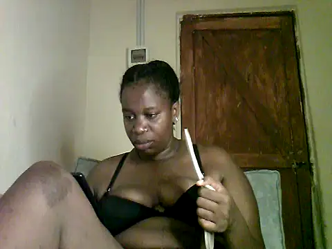 Sexy valentine001 online show from October 21, 2025, 9:04 pm