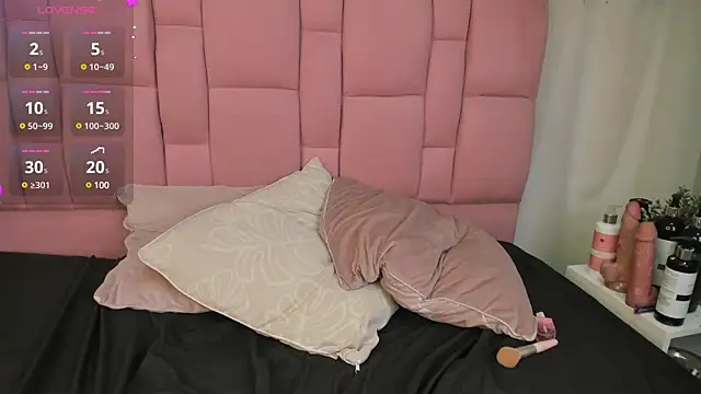 samantha-black online show from March 5, 2025, 9:16 am