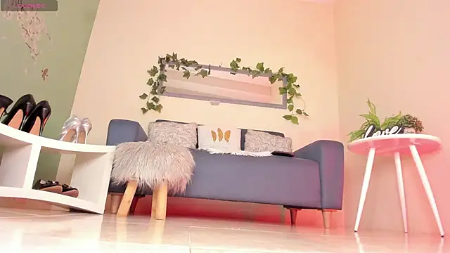 thais dreams online show from February 17, 2025, 12:27 pm