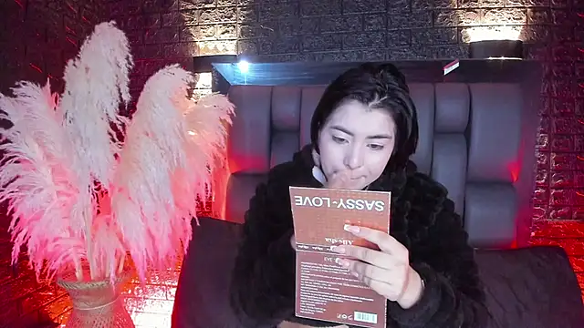 Snapshot of Sweet-Monica chatting on September 23, 2025, 10:51 am Sweet-Monica online show from September 23, 2025, 10:51 am