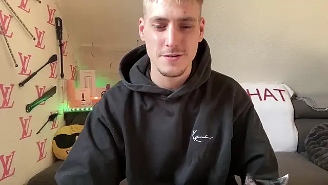 Cookieboy88 online show from February 18, 2026, 1:51 pm