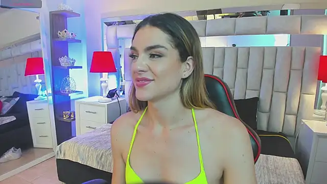 mariiahneedles online show from March 15, 2025, 9:49 pm