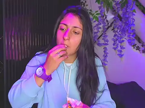 Cameron cutte online show from December 20, 2025, 3:24 am