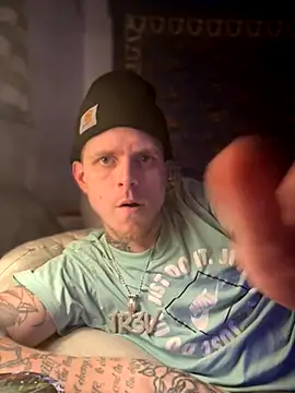 Snapshot of traejddd chatting on October 3, 2025, 3:25 am traejddd online show from October 3, 2025, 3:25 am