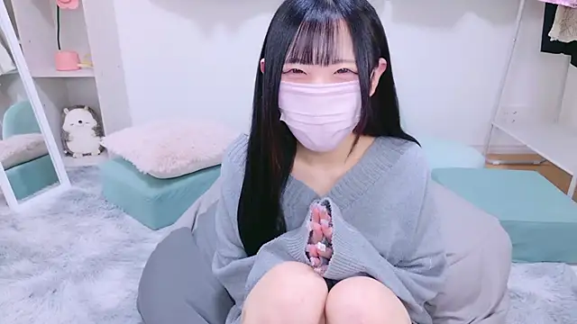 Suzu ch xx online show from December 4, 2024, 6:50 pm