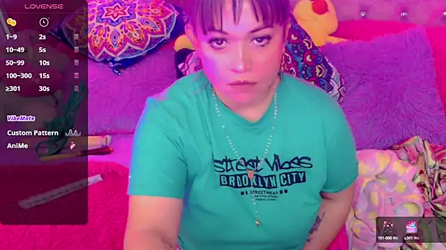 Snapshot of martina_bk chatting on February 16, 2025, 2:53 am martina bk online show from February 16, 2025, 2:53 am