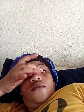 FreakyAngel3X online show from April 5, 2026, 5:04 am