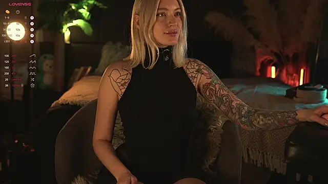 LinaKinky online show from December 14, 2024, 3:25 pm