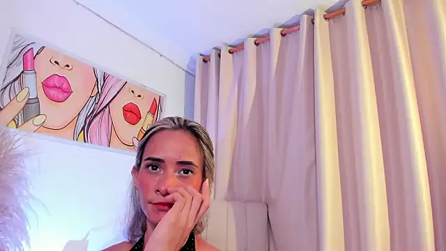 Snapshot of SkiinnyAna chatting on February 11, 2026, 7:41 pm SkiinnyAna online show from February 11, 2026, 7:41 pm