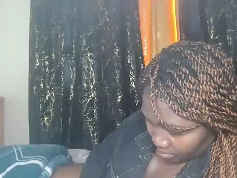 Snapshot of Sexxy_pretty24 chatting on June 27, 2026, 8:08 am Sexxy pretty24 online show from June 27, 2026, 8:08 am