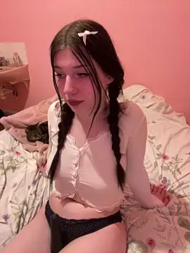 Angelic a online show from March 18, 2025, 7:31 pm