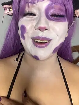 Snapshot of PurpleHaze17 chatting on October 19, 2025, 3:40 am PurpleHaze17 online show from October 19, 2025, 3:40 am