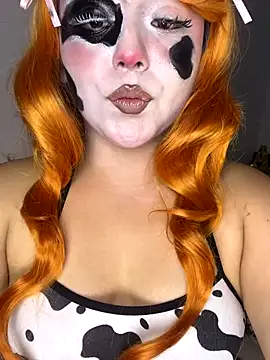 Snapshot of PurpleHaze17 chatting on October 22, 2025, 1:39 am PurpleHaze17 online show from October 22, 2025, 1:39 am