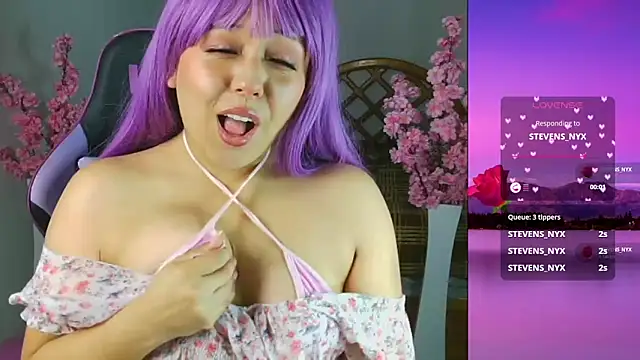 Snapshot of PurpleHaze17 chatting on November 14, 2025, 11:13 pm PurpleHaze17 online show from November 14, 2025, 11:13 pm