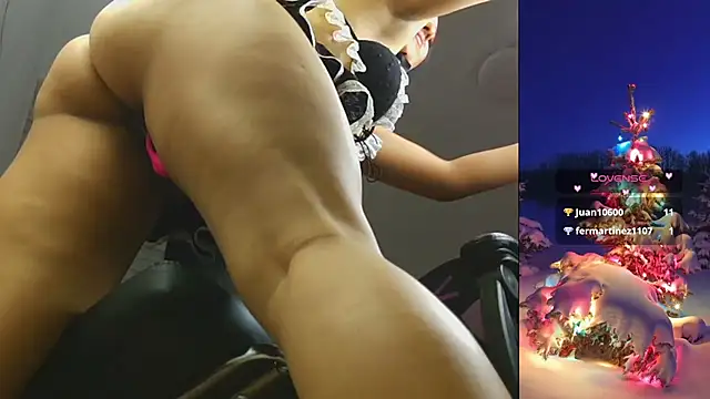 PurpleHaze17 online show from December 15, 2025, 8:35 pm