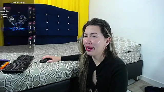 melpark online show from March 15, 2025, 9:49 pm