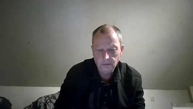 Snapshot of chubbybear2cum chatting on June 5, 2026, 12:50 am chubbybear2cum online show from June 5, 2026, 12:50 am