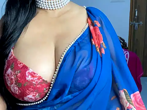 Aishwarya 101  online show from November 28, 2025, 5:26 pm